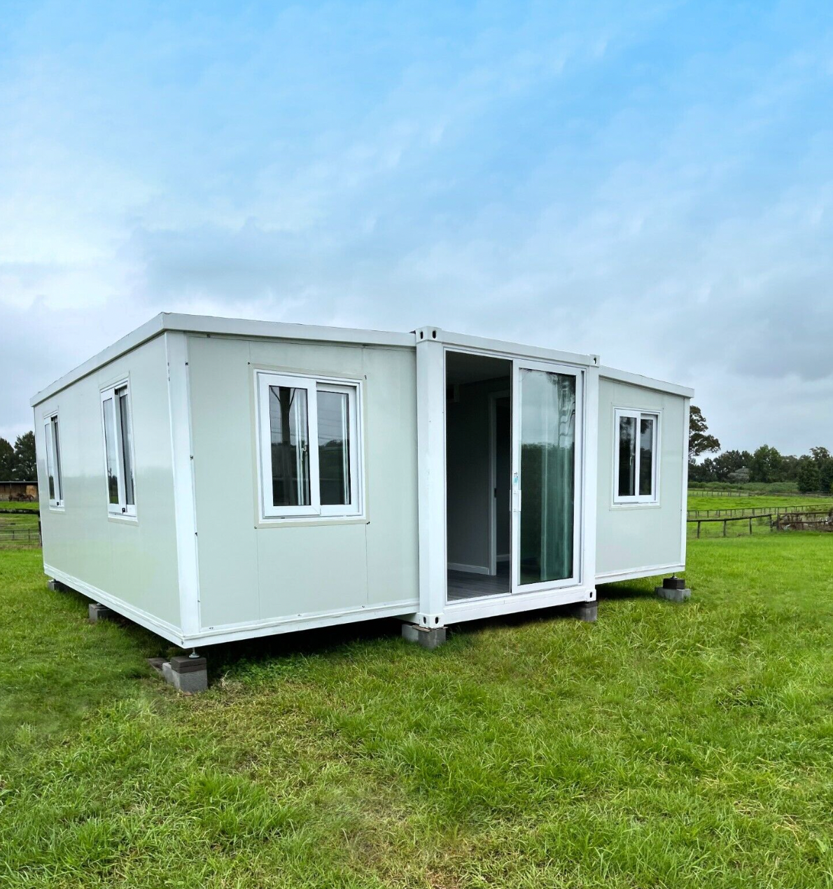 20ft Portable Fold Out House